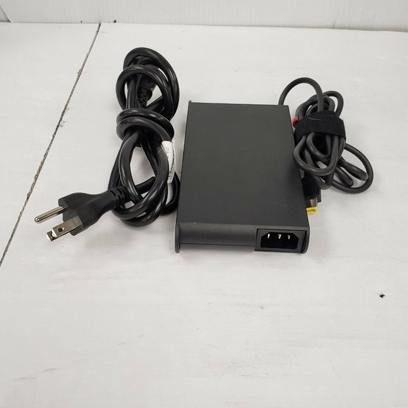 (I-29460) Lenovo 20SUS80W00 Laptop - Picture 10 of 10